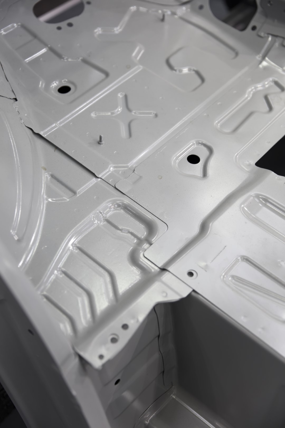 Sheet metal truck body in the factory
